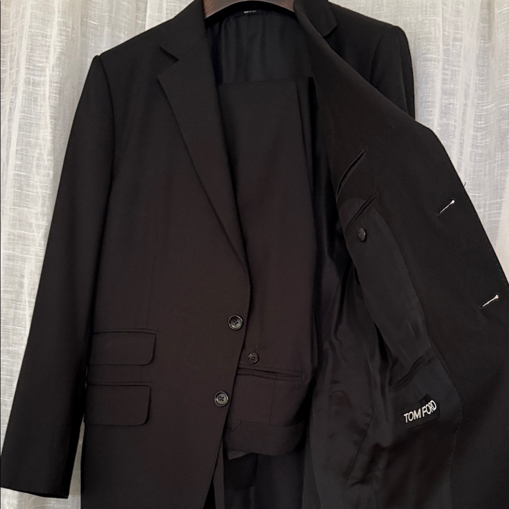 Tom Ford “O’ Conner” Black 2 piece Suit